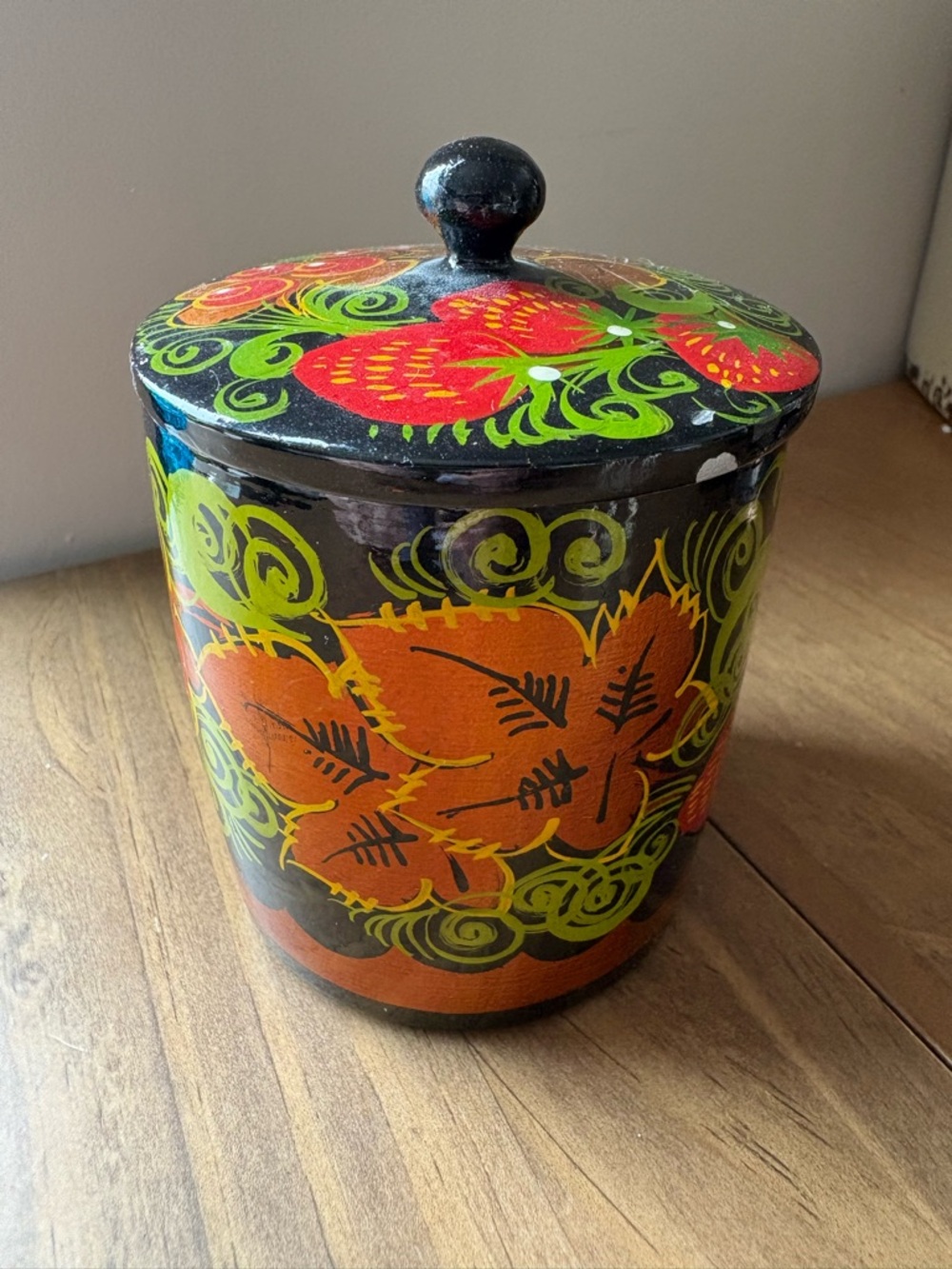 Vintage Khokhloma Jar Russian Folk Art Wooden Painted Cannister Strawberry 3.5” - Picture 3 of 6